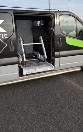 Dynnox guide rail for van loading system