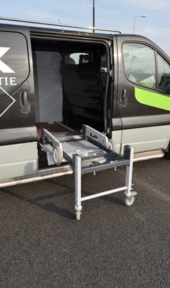 Dynnox swivel wheel for loading system